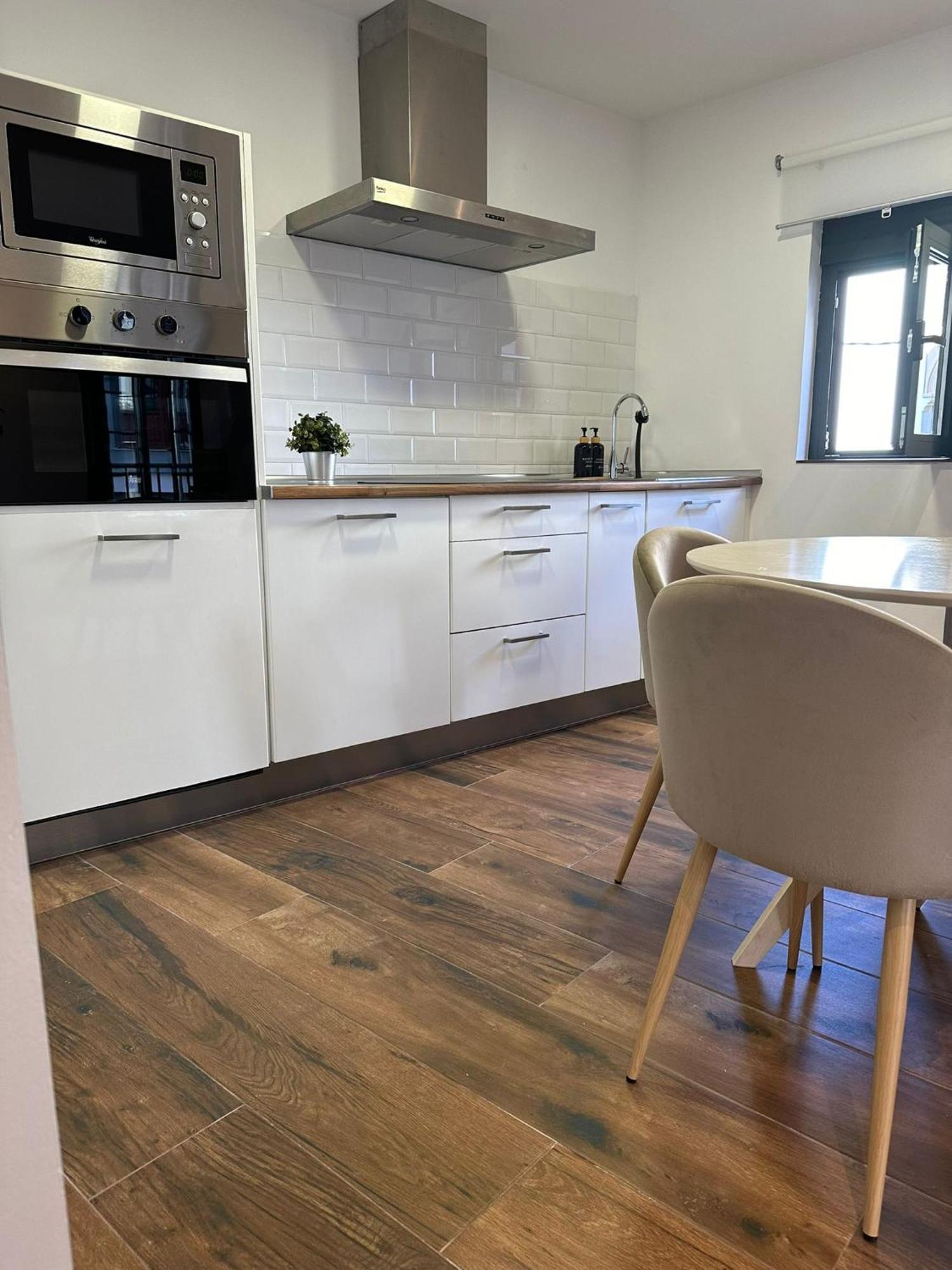 Apartamentos Urbanin I Plaza Ayuntamiento Cudillero Ngoại thất bức ảnh