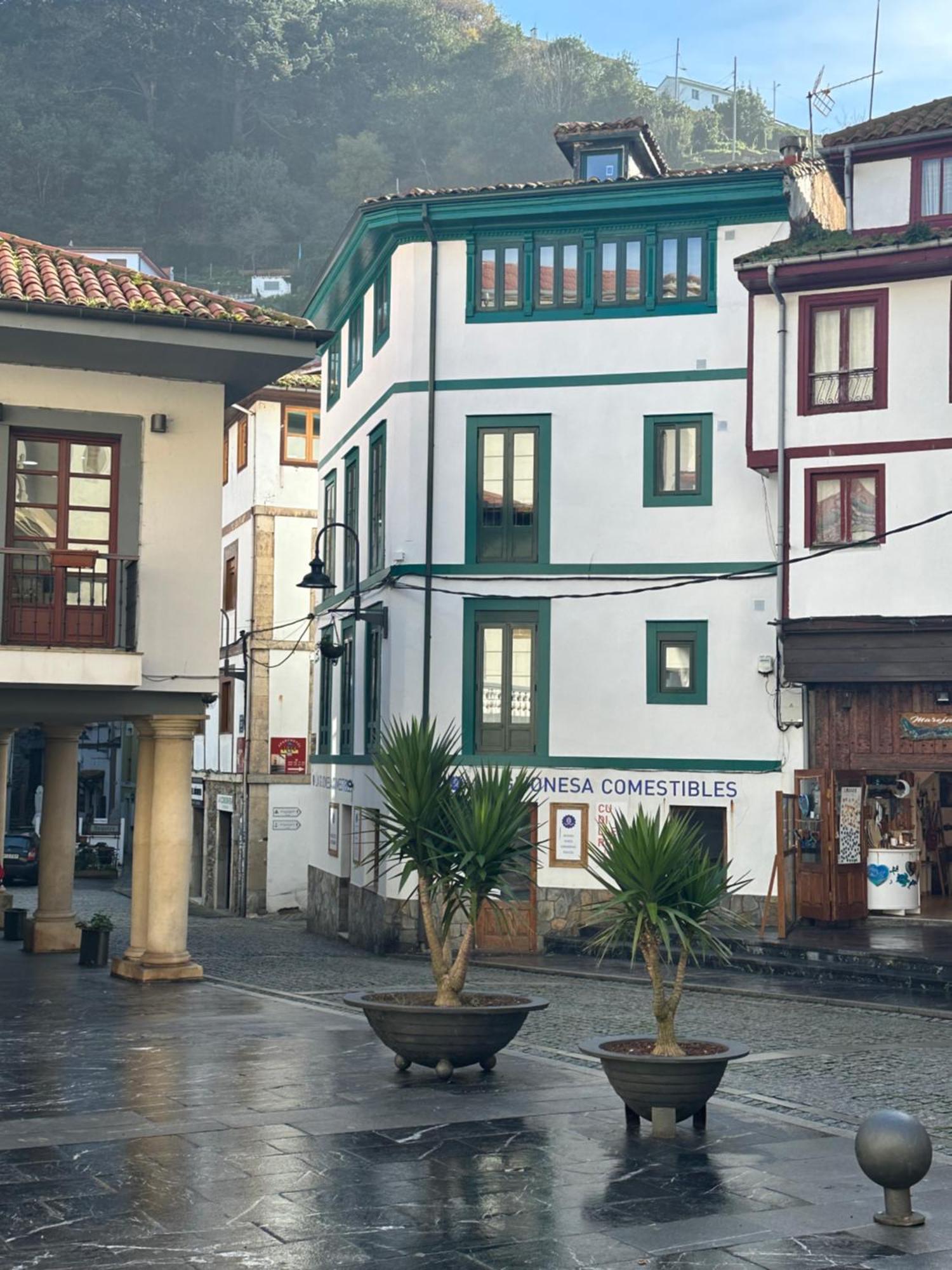 Apartamentos Urbanin I Plaza Ayuntamiento Cudillero Ngoại thất bức ảnh
